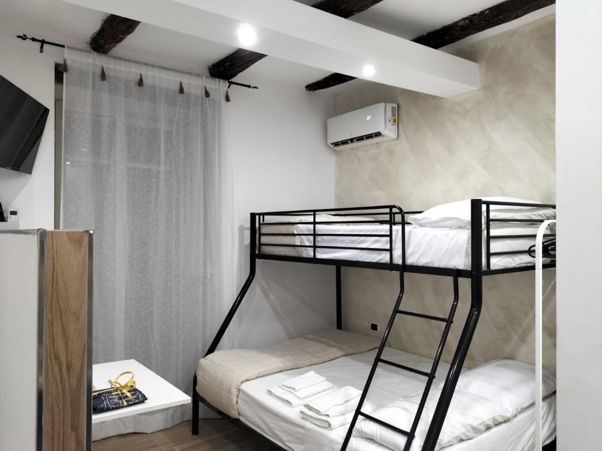 Casa Nina- Camera Capri Apartment Наполи Екстериор снимка
